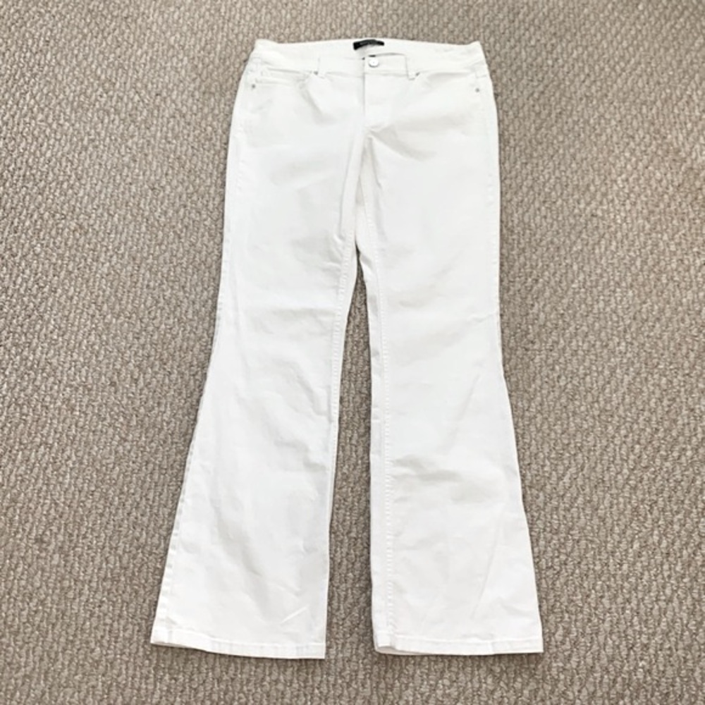 WHBM White Blanc Bootcut Jean - Picture 3 of 14